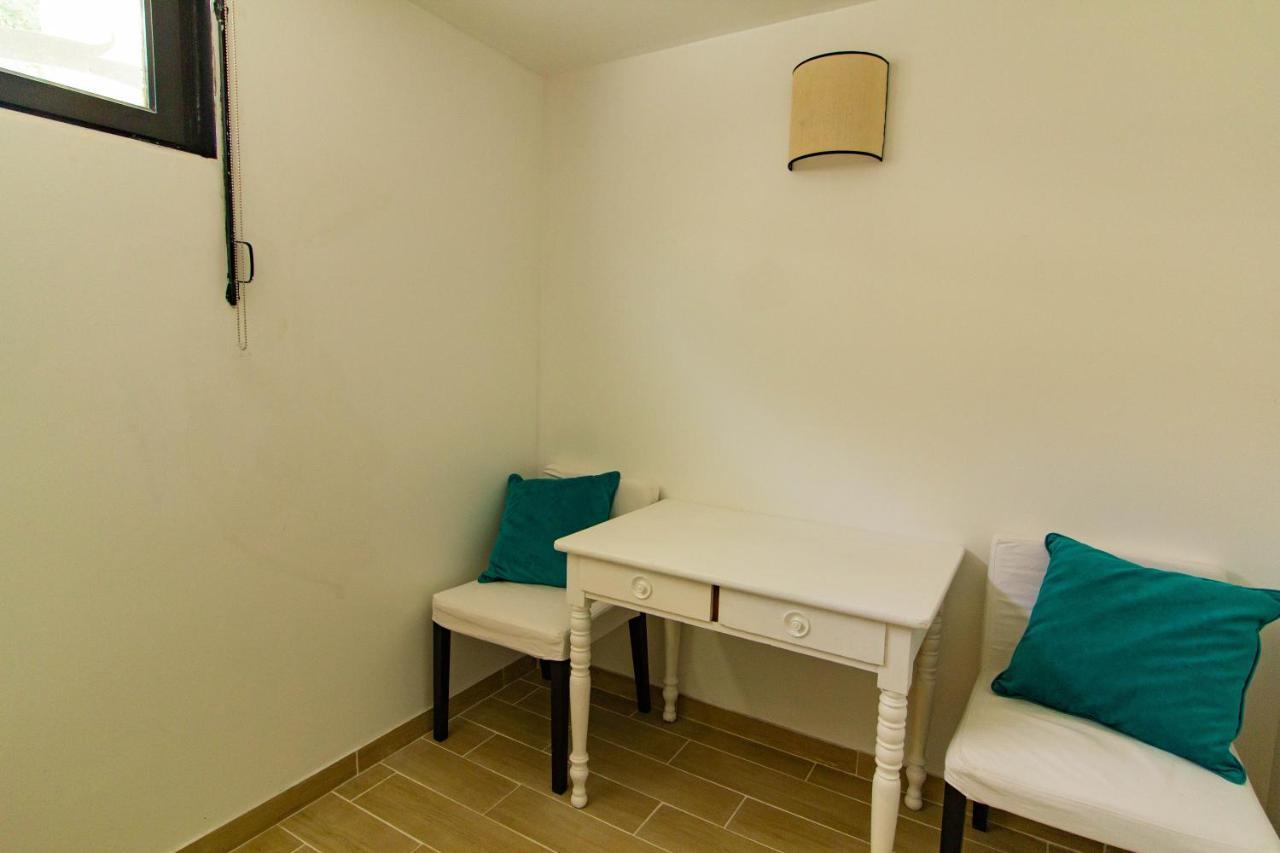 Sur Proche Plages Avec Piscine Appartement